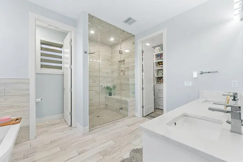 Bathroom cleaning transformation by Urban Clean Living